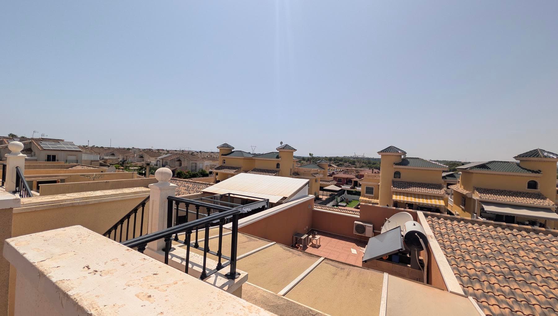 5 bed Detached Villa in Algorfa