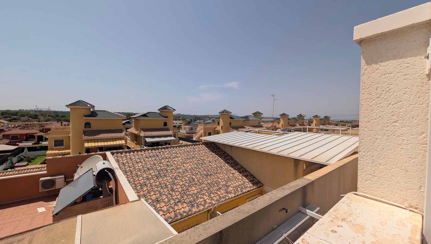 5 bed Detached Villa in Algorfa