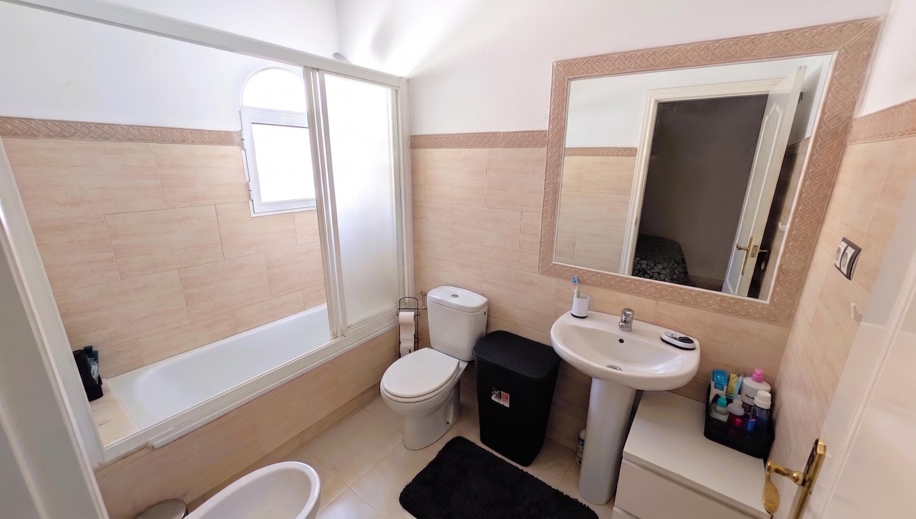 5 bed Detached Villa in Algorfa