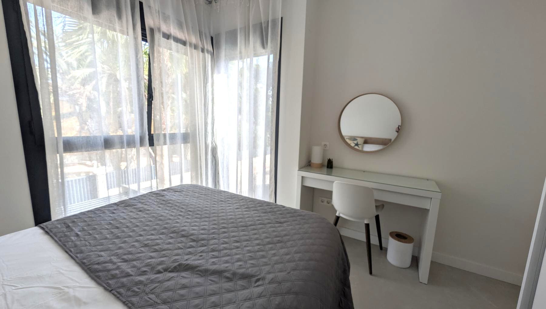 Vrijstaande Villa met 4 slaapkamers in Santiago de la Ribera