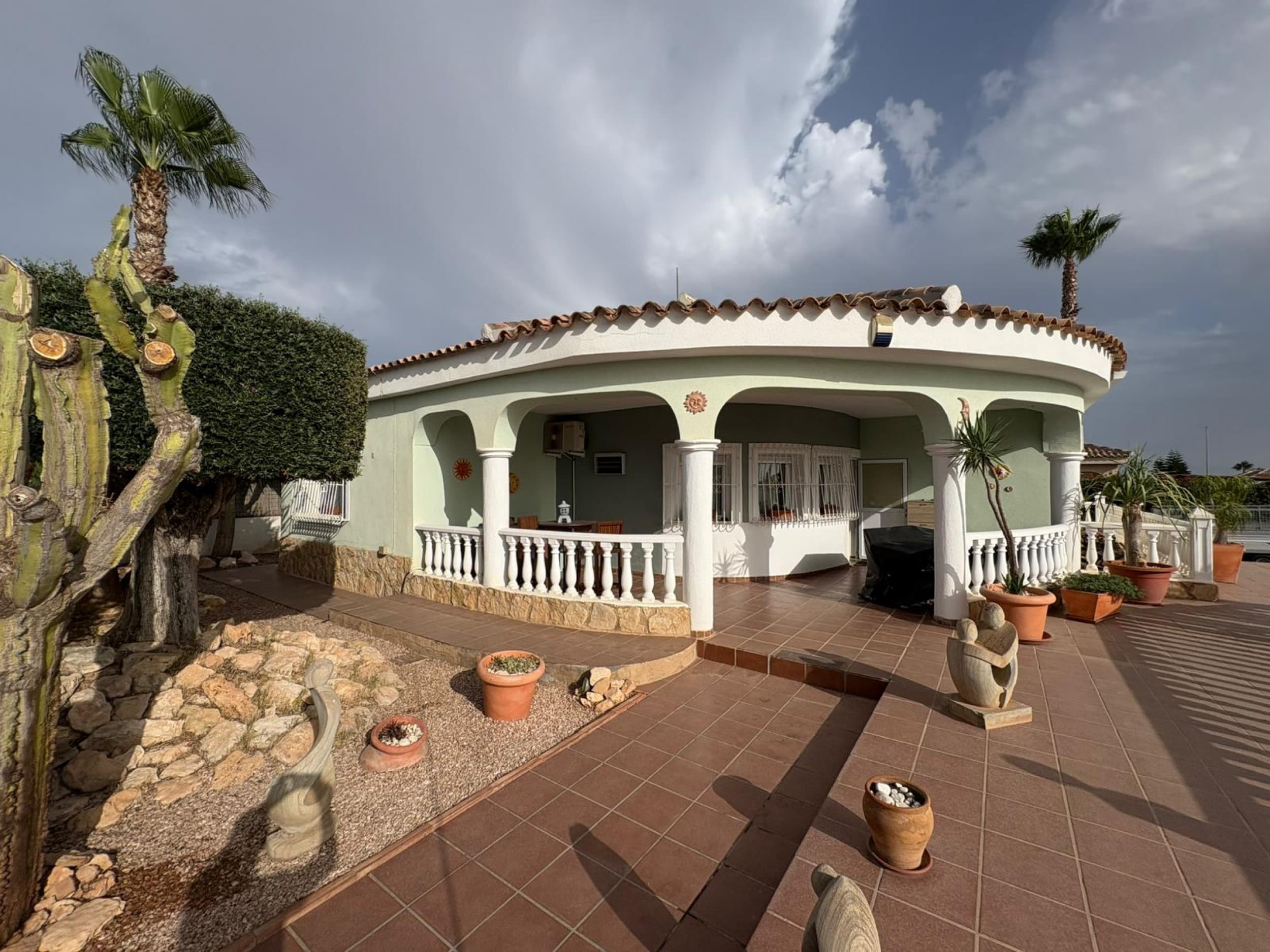 Villa - Chalet de 3 dormitorios en Gea y Truyols