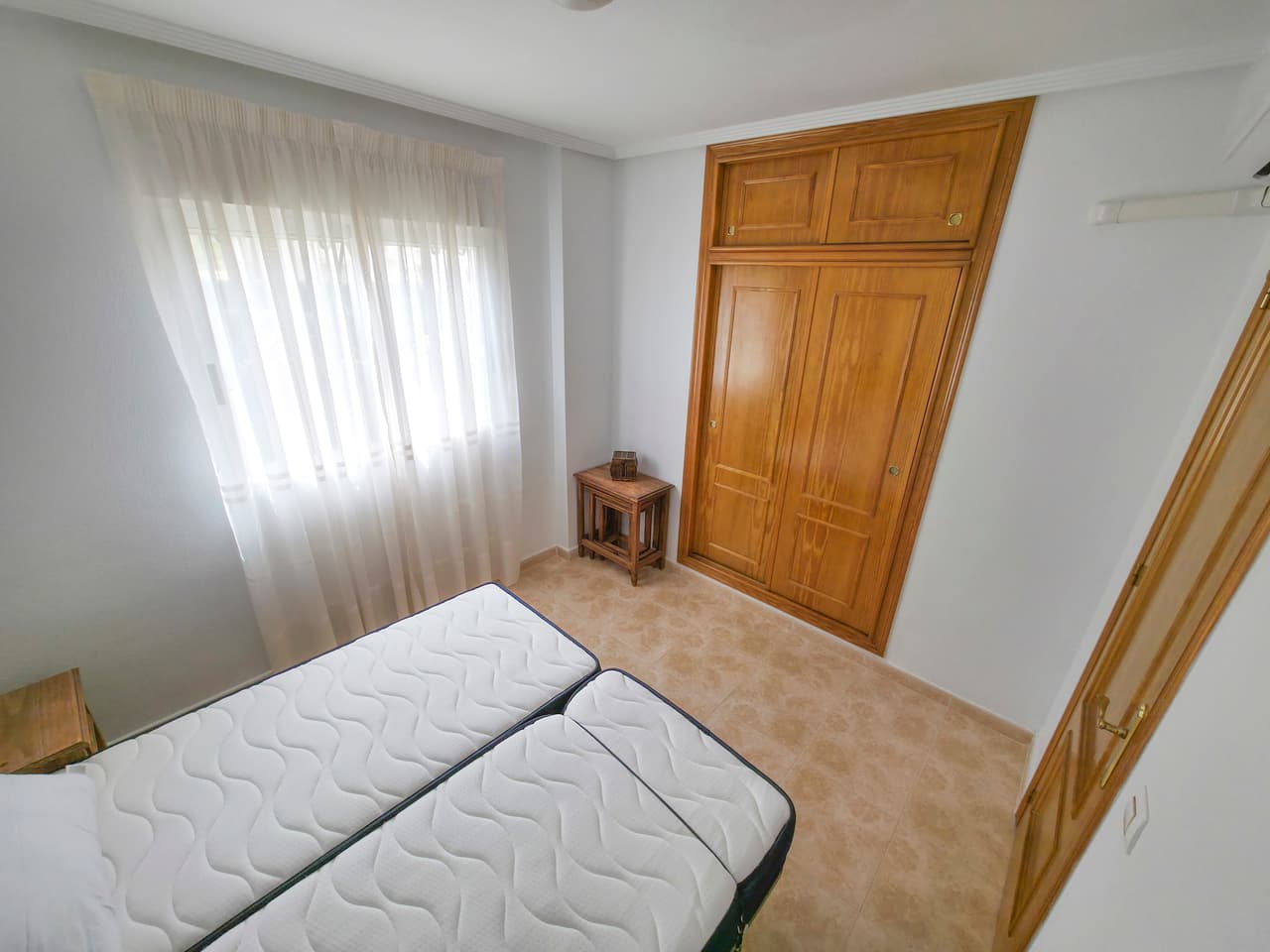 2 bed Middle Floor Apartment in Villamartin
