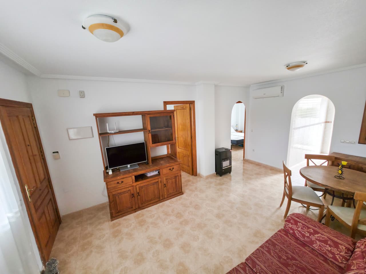 2 bed Middle Floor Apartment in Villamartin
