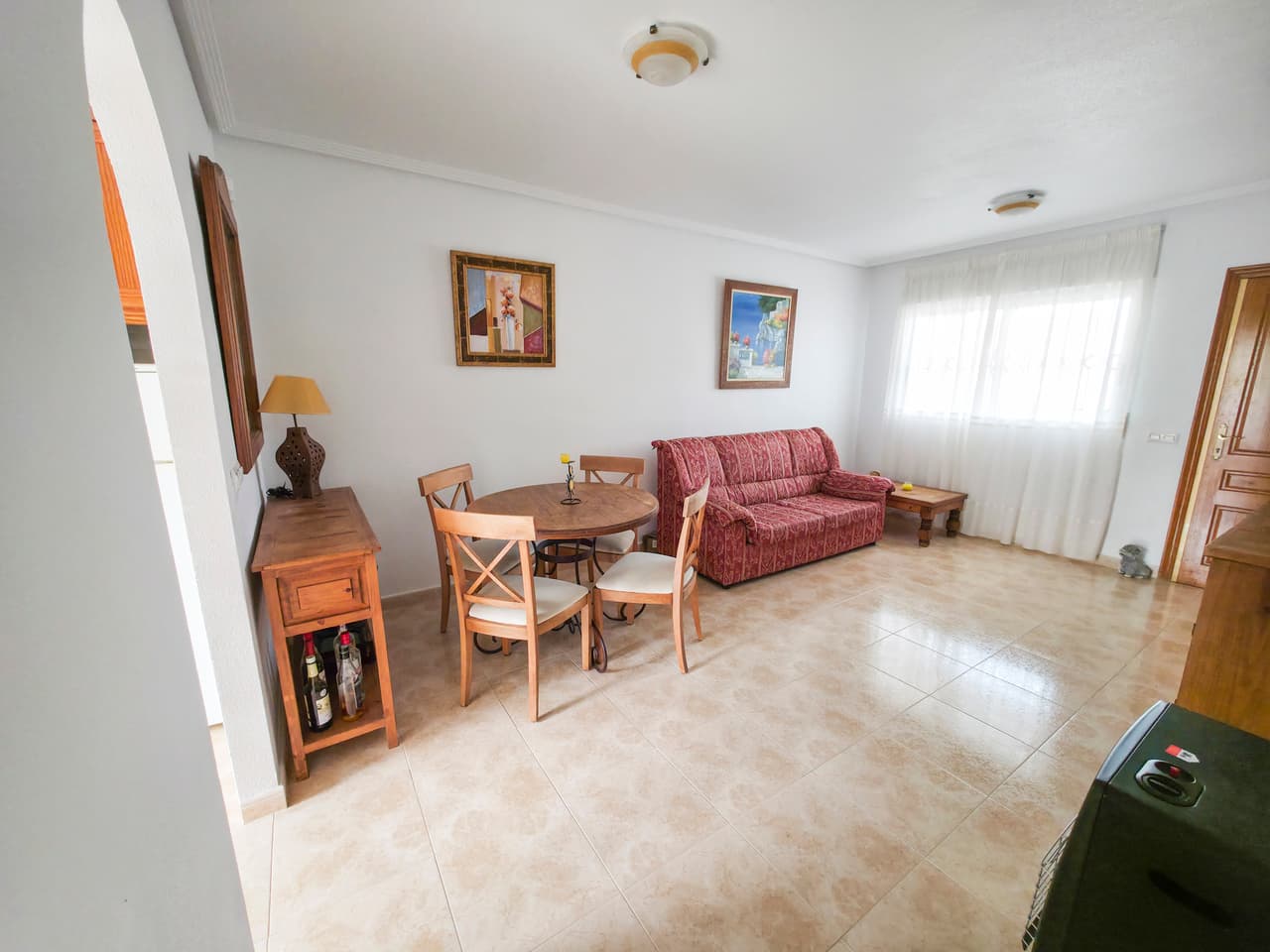 2 bed Middle Floor Apartment in Villamartin