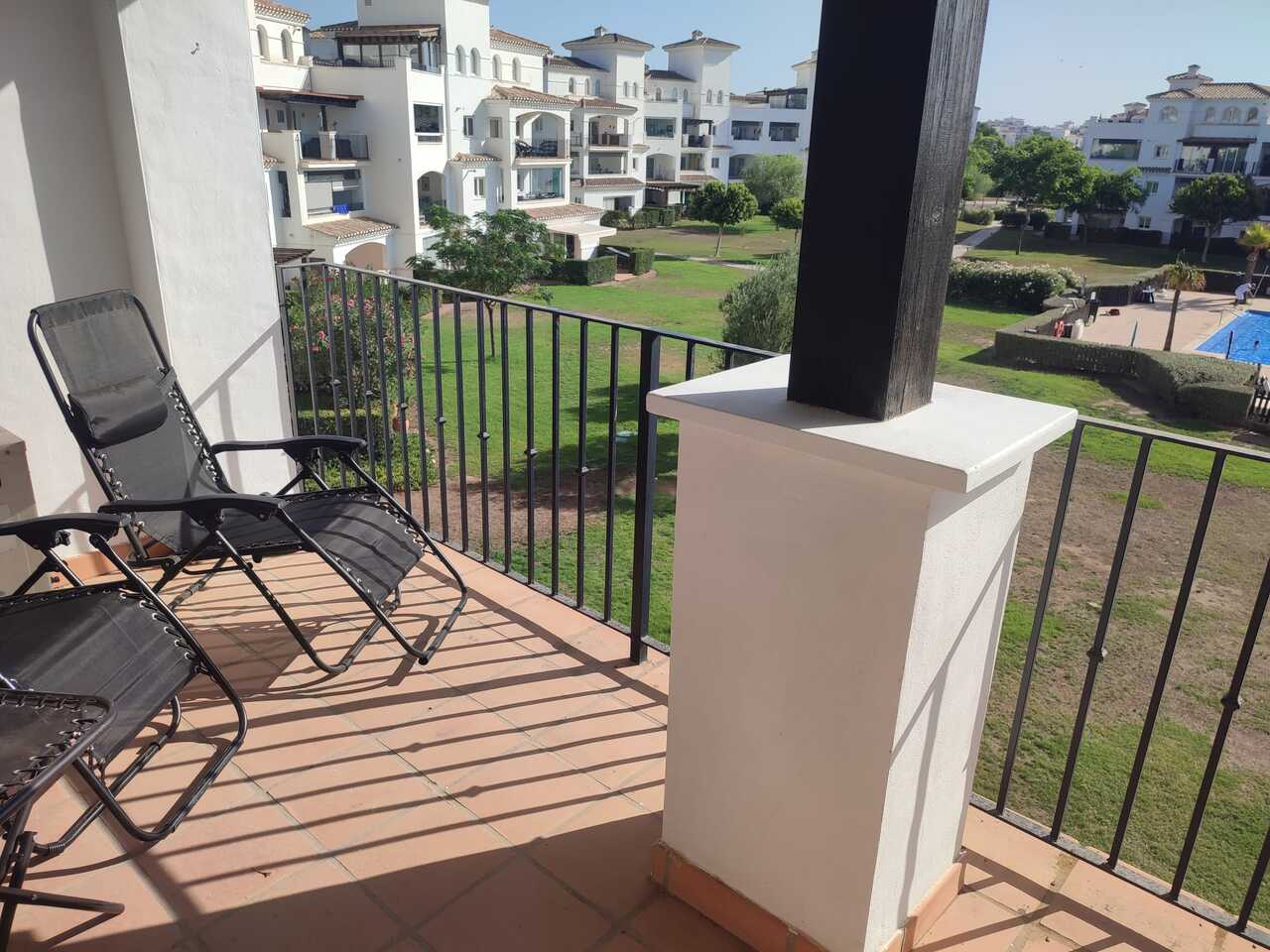 Tussenverdieping Appartement met 2 slaapkamers in Hacienda Riquelme