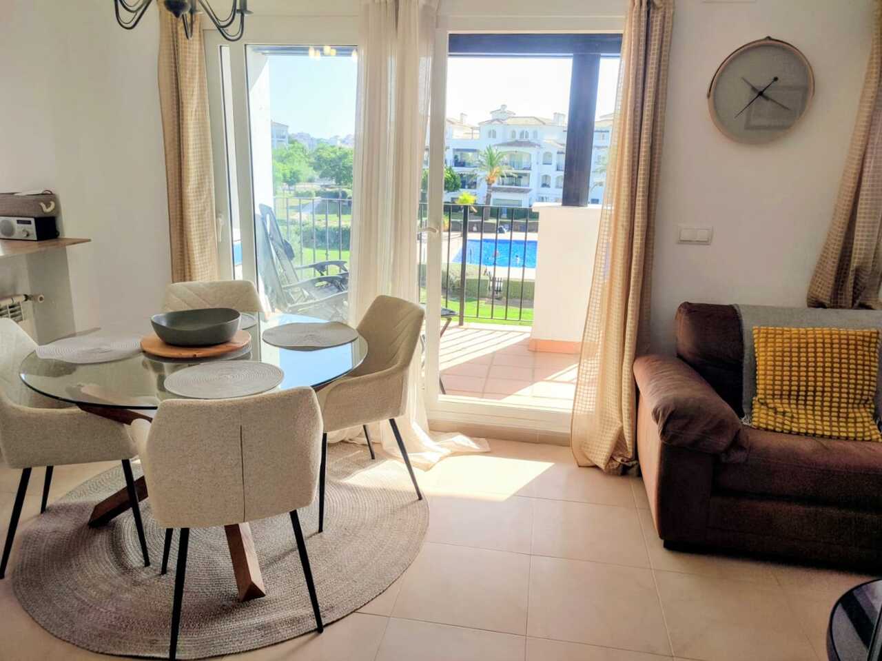 Tussenverdieping Appartement met 2 slaapkamers in Hacienda Riquelme