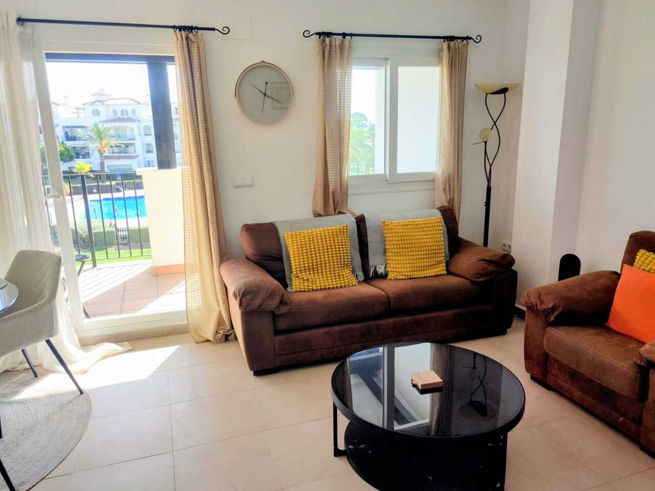 Tussenverdieping Appartement met 2 slaapkamers in Hacienda Riquelme