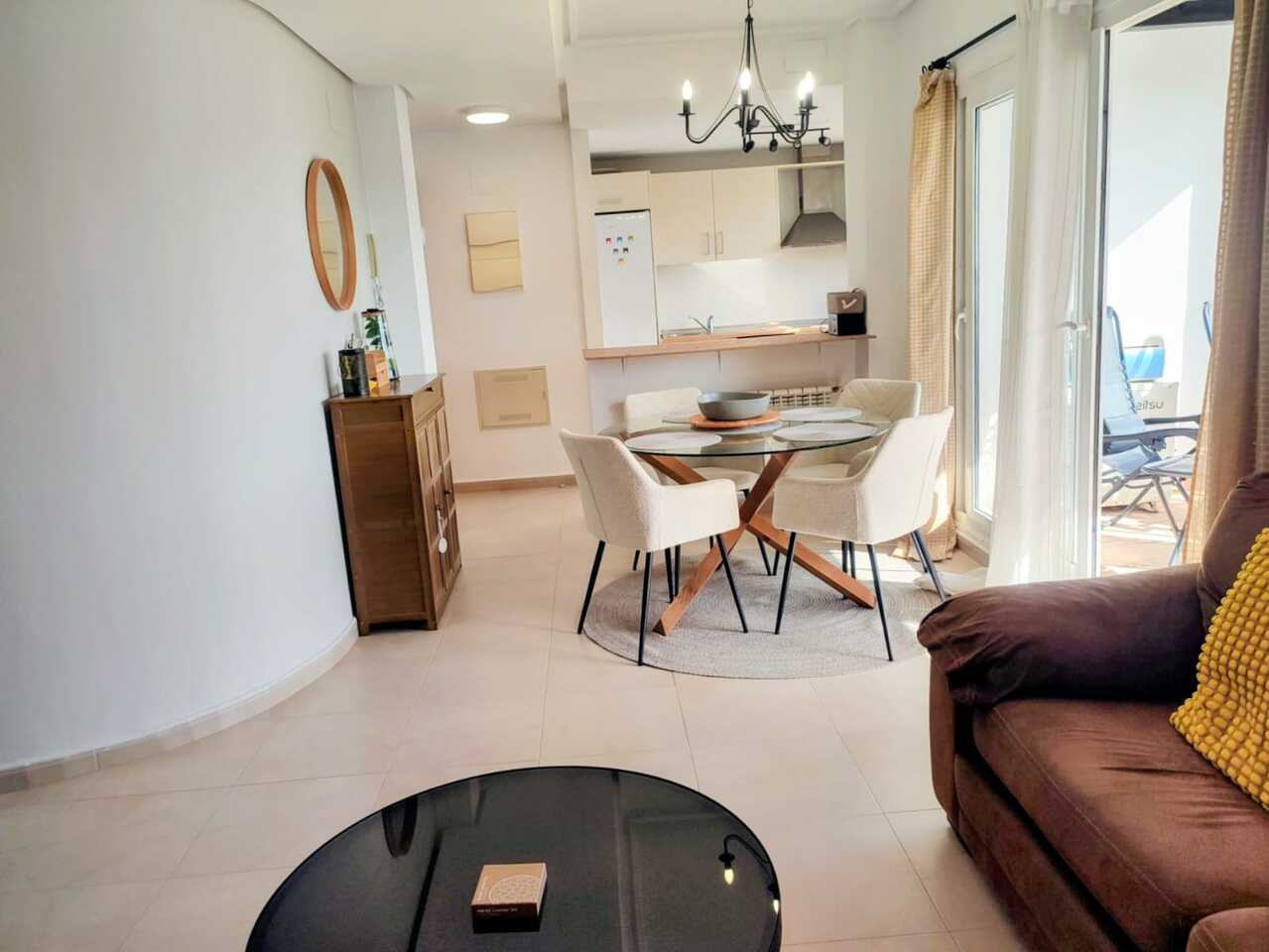 Tussenverdieping Appartement met 2 slaapkamers in Hacienda Riquelme