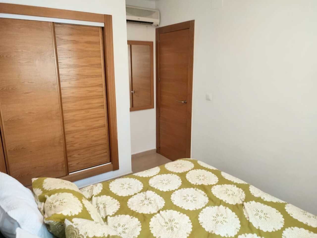 Tussenverdieping Appartement met 2 slaapkamers in Hacienda Riquelme