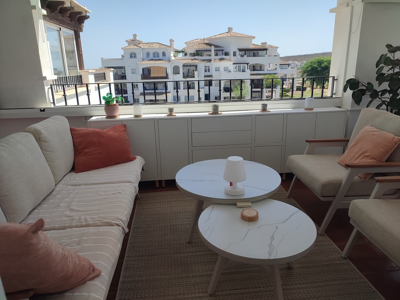 2 bed Middle Floor Apartment in Hacienda Riquelme