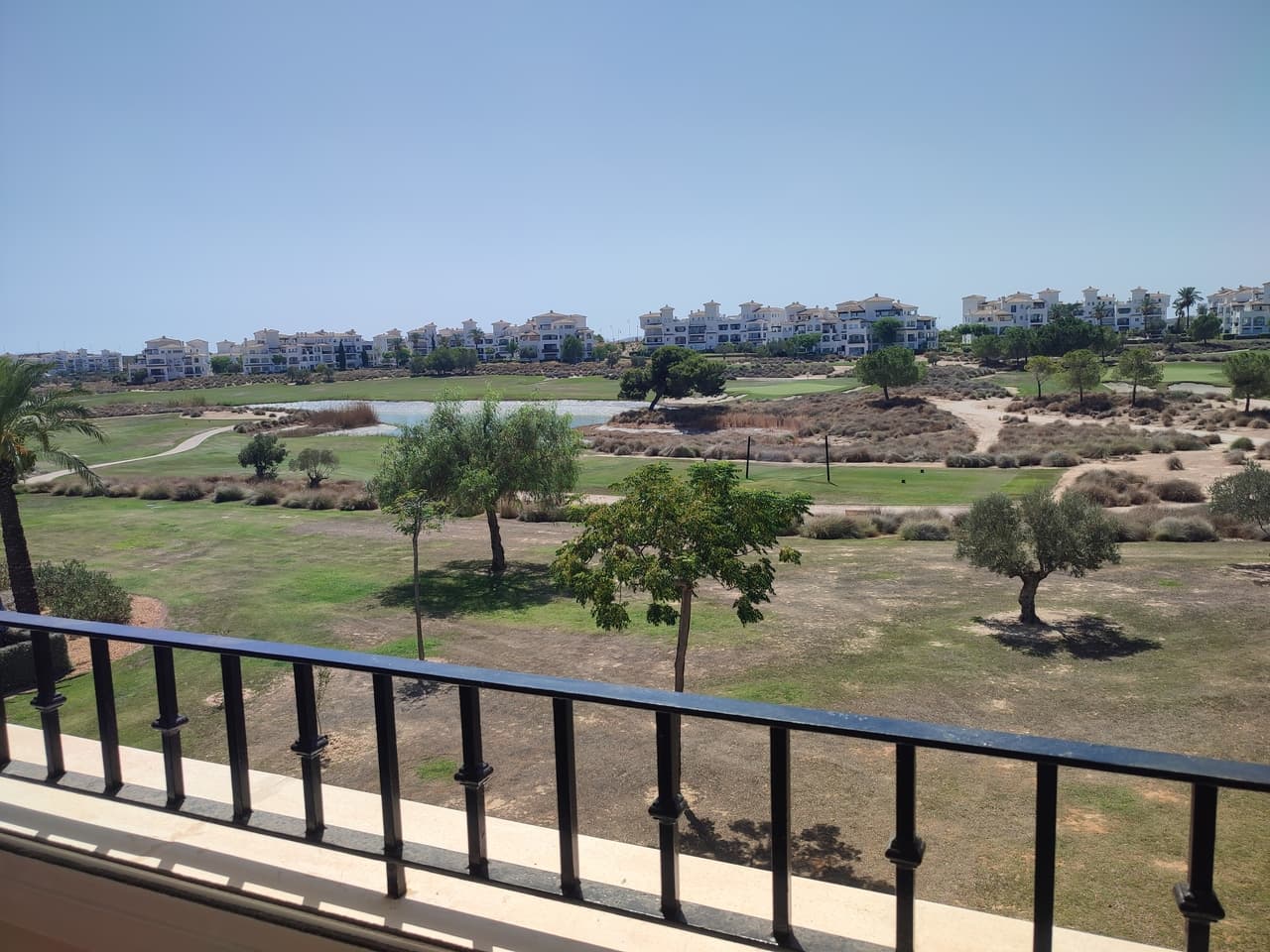 2 bed Middle Floor Apartment in Hacienda Riquelme