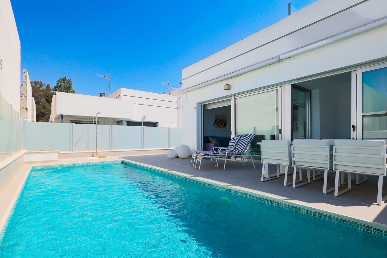 3 bed Semi-Detached House in Dolores