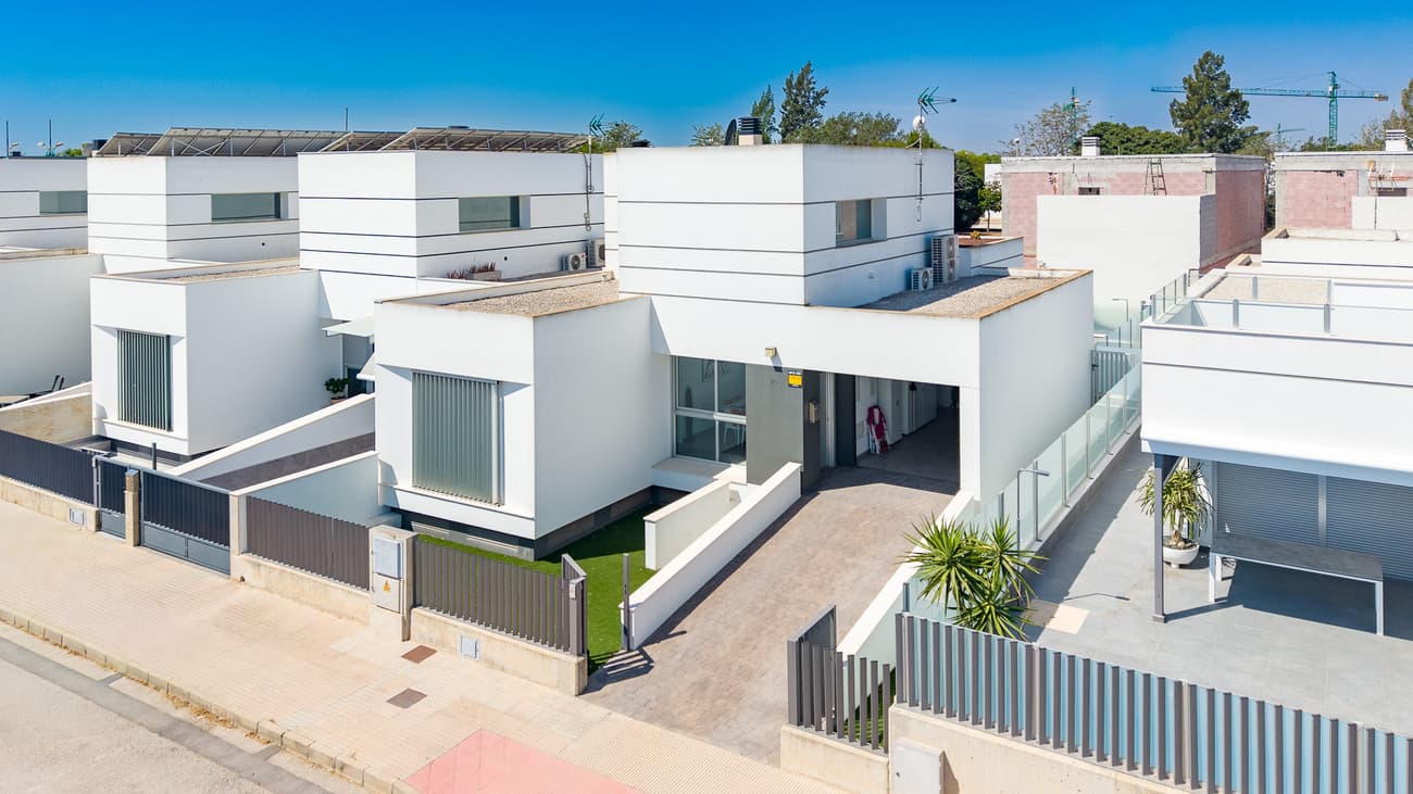 3 bed Semi-Detached House in Dolores